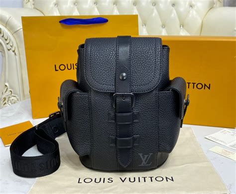 louis vuitton christopher xs